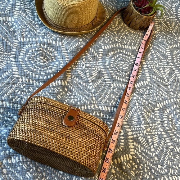Woven Tan Crossbody Bag - Picture 5 of 5